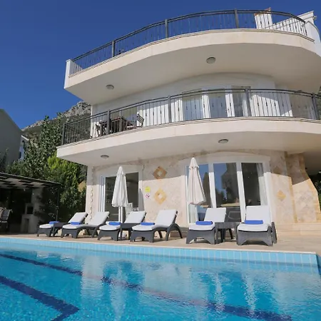 Sea View For 6 Persons In Kalkan فيلة *